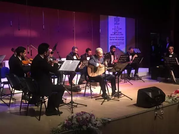 Diyarbakırlı Doktor, Muayeneye Gelen Çocuk Gelinler İçin Beste Yaptı