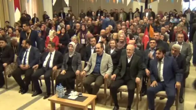 AK Parti Ayvalık İlçe Kongresi'nde Başkanlığa Hasan Kıtay Seçildi AK Parti Ayvalık İlçe Kongresi'nde Başkanlığa Hasan Kıtay Seçildi
