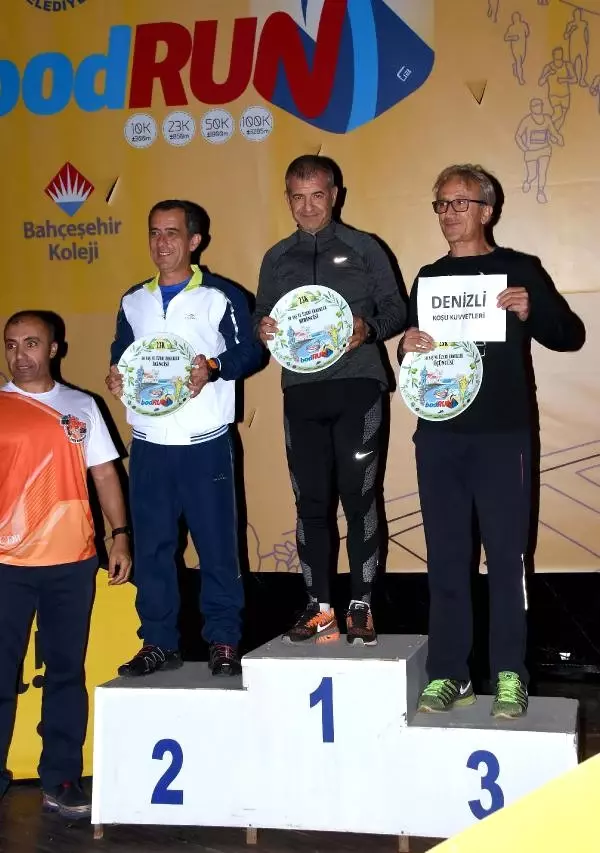 Bodrun Ultra Maratonu'nda Ödül Gecesi Bodrun Ultra Maratonu'nda Ödül Gecesi