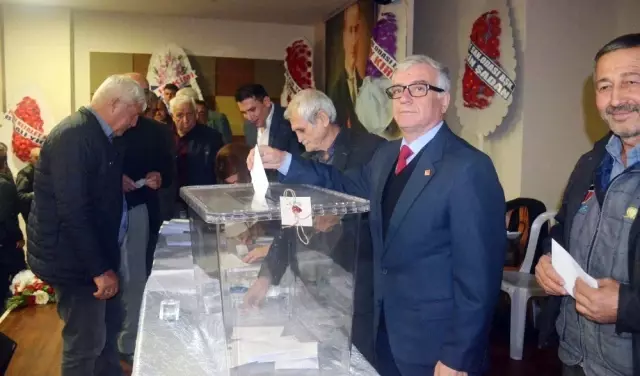 CHP'li Özel'den Seçim Yorumu CHP'li Özel'den Seçim Yorumu