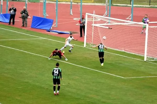 İnşaat Kırklarelispor - Sakaryaspor: 2-3