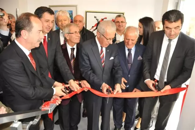 Eski Rektör İnci'den Özel Sanat Müzesi
