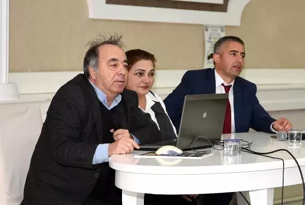 Jeofizik Uzmanı Gündoğdu, Gökova' Körfezi'nin Ortasına Dikkat Çekti Jeofizik Uzmanı Gündoğdu, Gökova' Körfezi'nin Ortasına Dikkat Çekti
