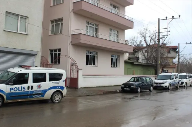 Sobayı Tutuşturmak İsterken Yangın Çıkardılar Sobayı Tutuşturmak İsterken Yangın Çıkardılar