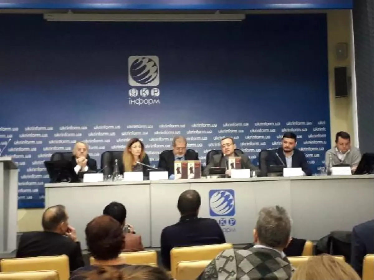 Kırım Tatar Cumhuriyeti'nin 100. Yıl Dönümü Anıldı