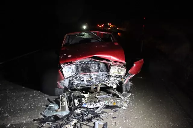 Konya'da İki Otomobil Çarpıştı: 9 Yaralı