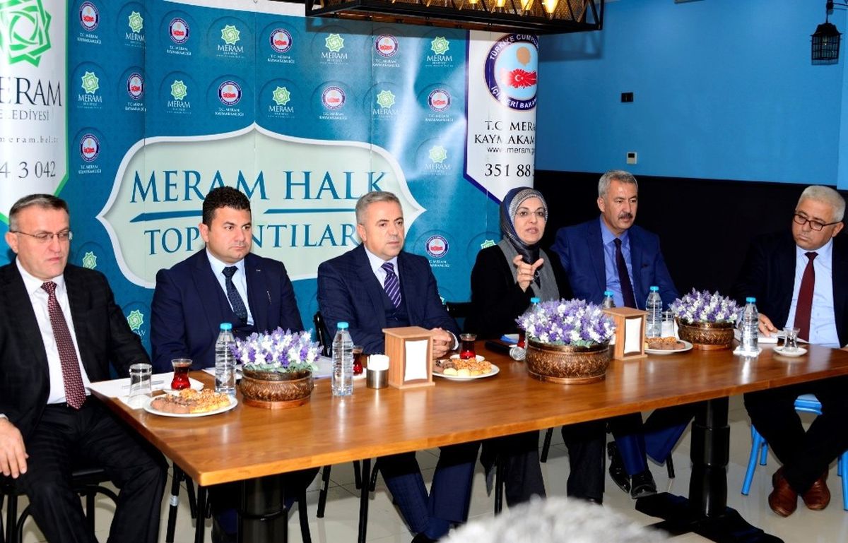 Meram'da Halk Toplantıları Sürüyor