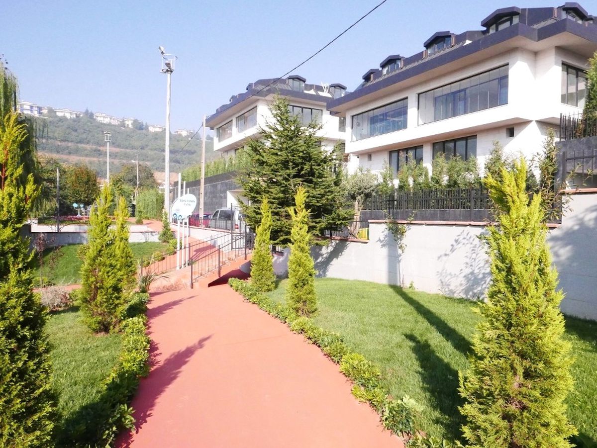 Olive Sarıyer Evleri'nin Yüzde 95'i Tamamlandı