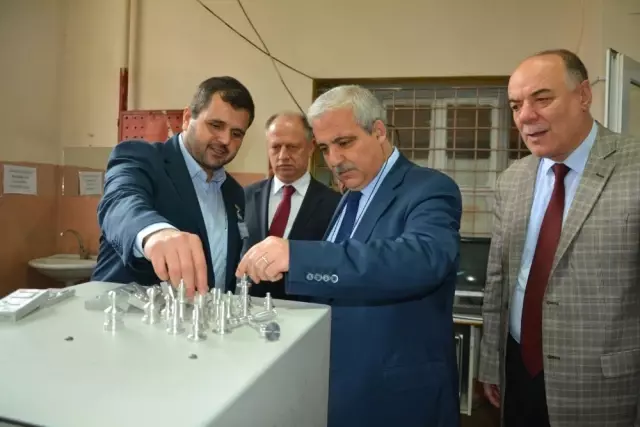 Vali Güvençer'den Kurum ve Kuruluşlarla İnceleme Vali Güvençer'den Kurum ve Kuruluşlarla İnceleme