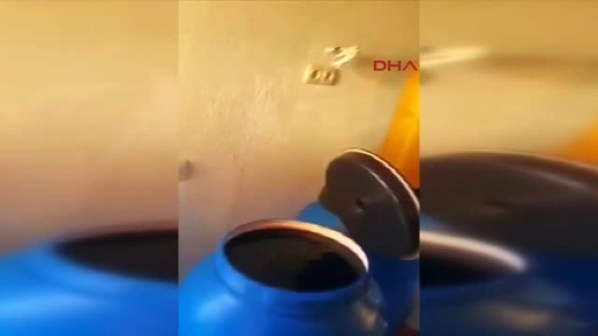 Çanakkale Gökçeada'da 8 Bin 590 Litre Kaçak Üretilen Şarap Ele Geçirildi