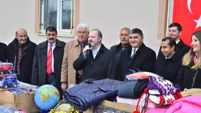 Darıca'dan Tuşba'ya Kardeşlik Köprüsü Darıca'dan Tuşba'ya Kardeşlik Köprüsü