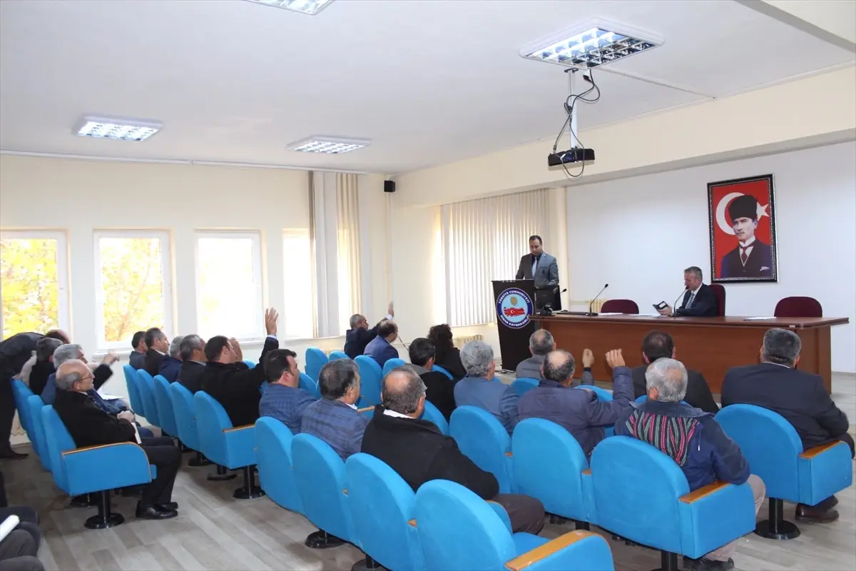 Dinar'da Köylere Hizmet Götürme Birliği Toplandı