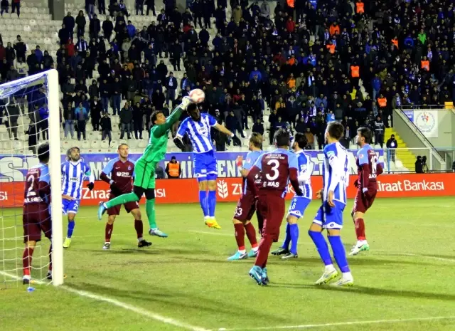 Fırtına'dan Gol Şov Fırtına'dan Gol Şov