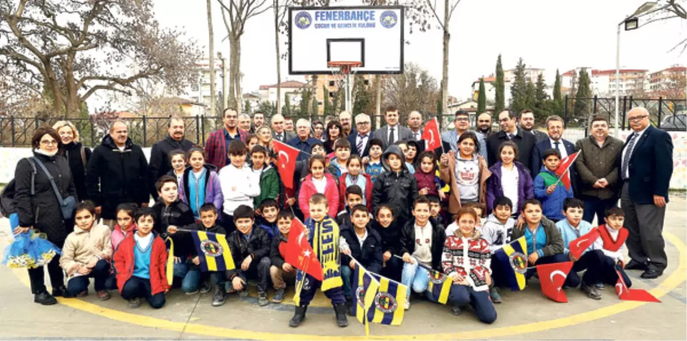 Başkan Yıldırım Öğrencilerle Buluştu