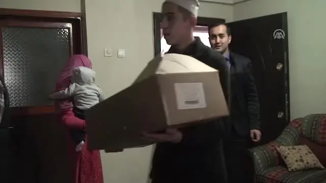 Harçlıklarıyla Afgan Aileye Destek Oldular Harçlıklarıyla Afgan Aileye Destek Oldular