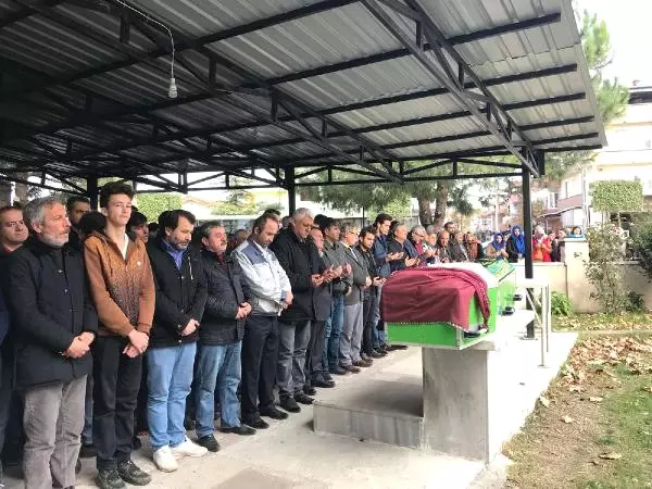 Kazada Yaralanan Liseli Ebrar Kurtarılamadı