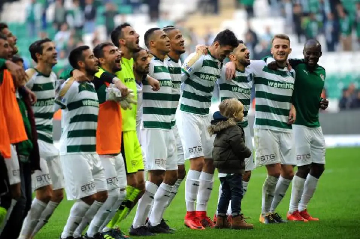 Bursaspor, Atiker Konyaspor'a Karşı Daha Üstün