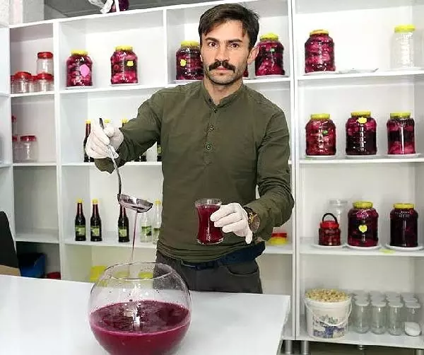 Dr. Ekinci: Sağlık İçin Turşu Suyu İçin Dr. Ekinci: Sağlık İçin Turşu Suyu İçin