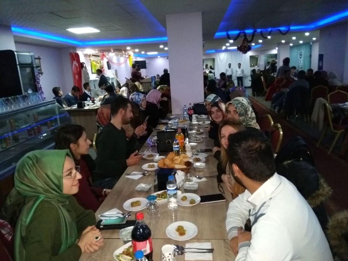 Eğitim Bir Sen'den Karayazı'da Tanışma Toplantısı