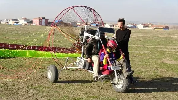 Engelliler Paramotorla Uçtu