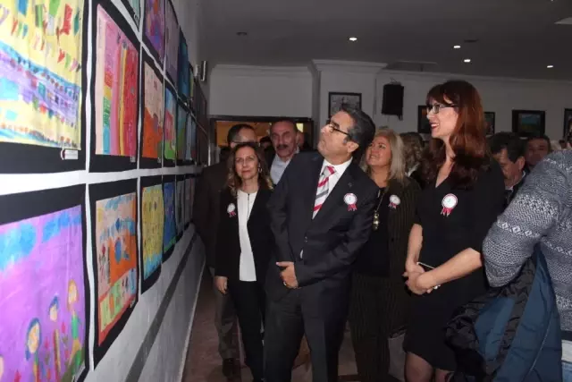 Karşıyaka'da Sanat Engel Tanımadı Karşıyaka'da Sanat Engel Tanımadı