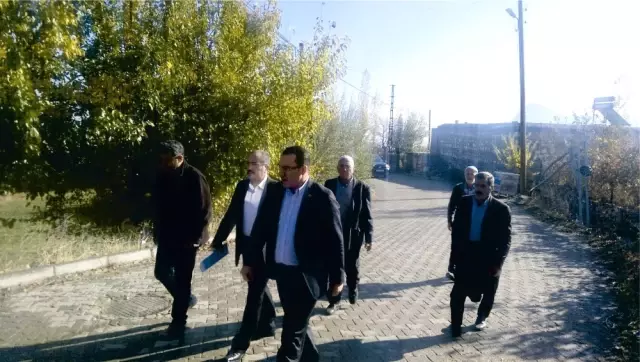 Kaymakam Kaya Köylülerin Sorunlarını Dinledi Kaymakam Kaya Köylülerin Sorunlarını Dinledi