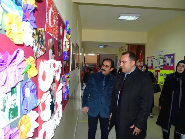 Öğrencilerinden Ortak Sergi