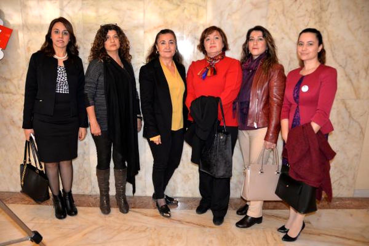 Kadınlardan Zelal Topçu'nun Kaçırılmasına Tepki