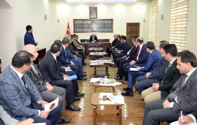 Yılın Son Kaymakamlar Toplantısı Yapıldı Yılın Son Kaymakamlar Toplantısı Yapıldı
