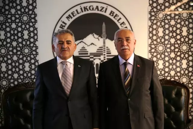 Melikgazi İlçe Milli Eğitim Müdürlüğünden Başkan Büyükkılıç'a Ziyaret