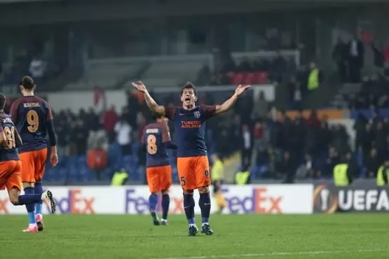 Başakşehir'e Galibiyet Yetmedi