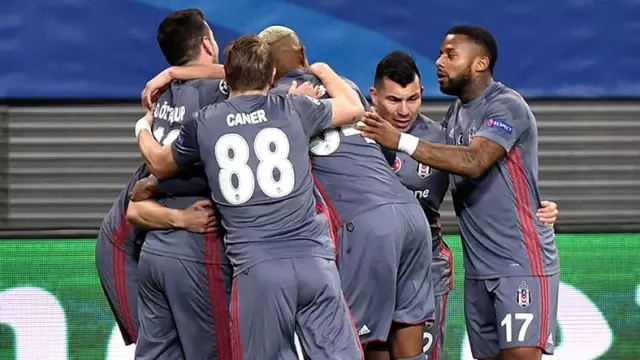 Beşiktaş'ın Leipzig'i Yendikten Sonra Bayern Münih'in Paylaşımı
