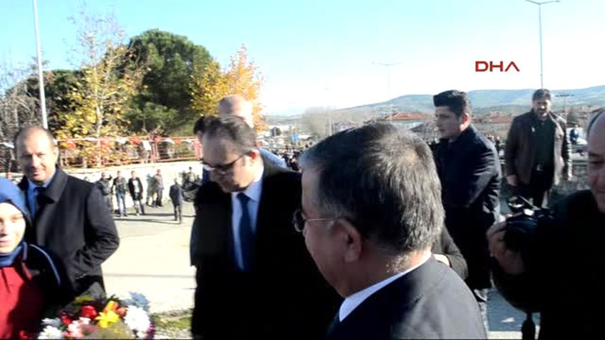 Manisa Milli Eğitim Bakanı İsmet Yılmaz Kula'da