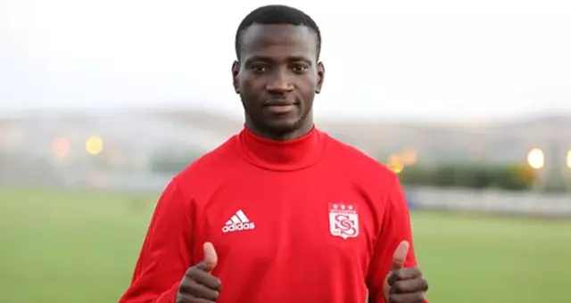 Sivassporlu Ndinga: 3-4 Sene Önce Galatasaray Beni Transfer Etmek İstedi