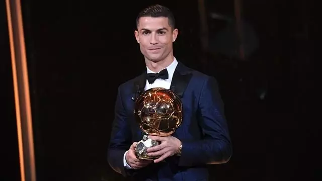 Ronaldo, Ballon D'or Sayısında Messi'yi Yakaladı