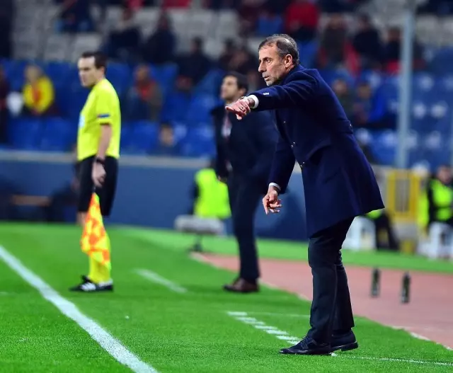 UEFA Avrupa Ligi: Medipol Başakşehir: 1 - Braga: 0 (İlk Yarı)