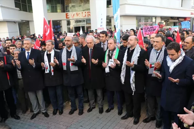 ABD'nin Kudüs'ü 'İsrail'in Başkenti' Olarak Tanımasına Tepkiler ABD'nin Kudüs'ü 'İsrail'in Başkenti' Olarak Tanımasına Tepkiler