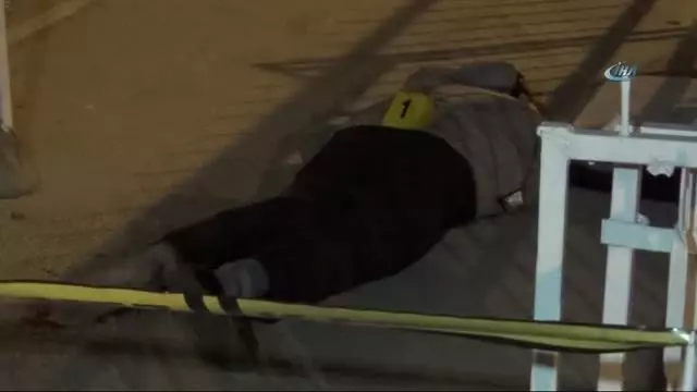 Annesini Rahatsız Eden Kişiyi Pompalı Tüfekle Vurarak Öldürdü