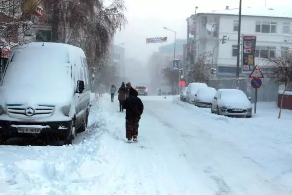 Ardahan'da Eğitime Kar Engeli