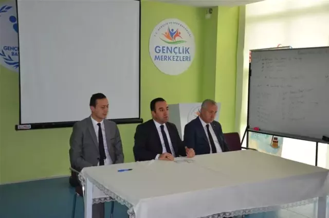 Bilecik Gençlik Hizmetleri ve Spor İl Müdürlüğü Personel Toplantısı Yapıldı