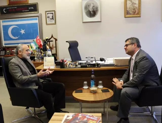 Cumhurbaşkanı Başdanışmanı Topçu, Azerbaycan Ankara Büyükelçisi İbrahim ile Bir Araya Geldi