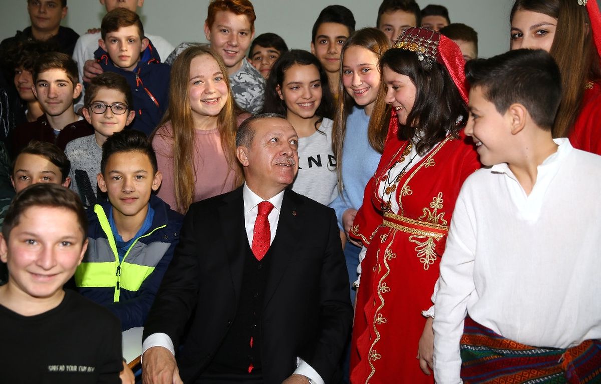 Cumhurbaşkanı Erdoğan'dan Celal Bayar Lisesi'ne Ziyaret
