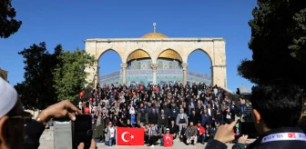 Dünya ABD'ye Karşı Ayakta! Türkler, Kudüs'ün Ortasında Poz Verdi