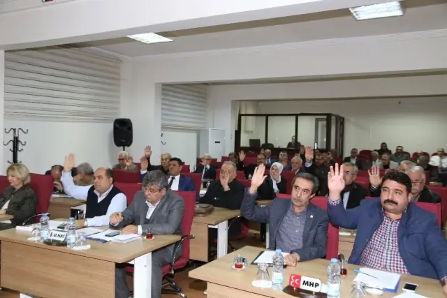 Efeler Belediyesi'nden Maddi Durumu Olmayan Çiftlere Ücretsiz Nikah