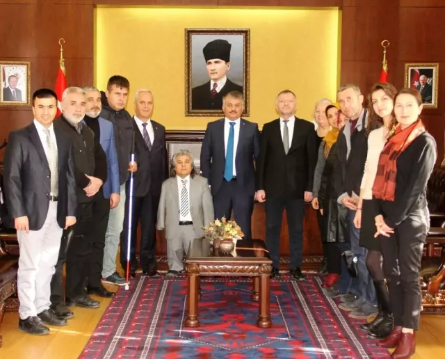 Engelli Dernekleri Vali Yazıcı'yı Ziyaret Etti