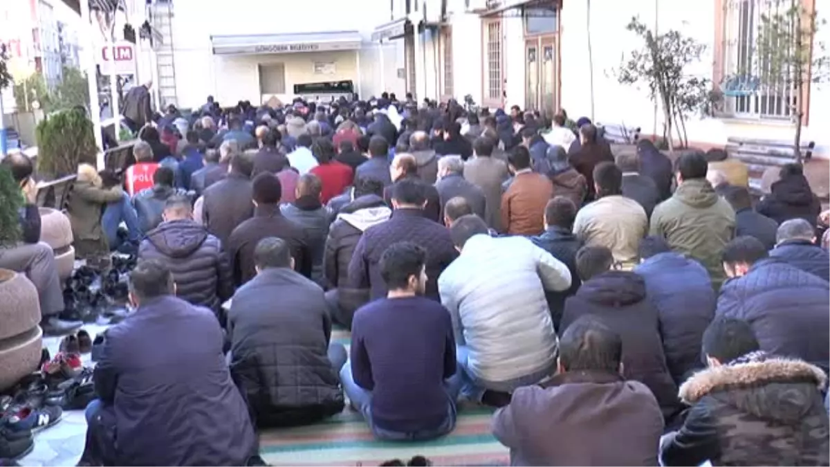 Güngören'de ABD'ye Kudüs Tepkisi