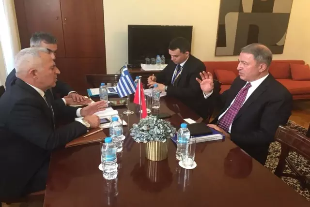 Orgeneral Akar, Yunan Mevkidaşıyla Görüştü