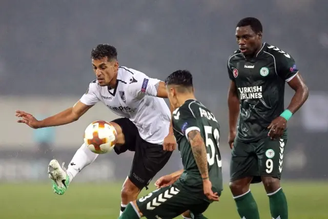 UEFA Avrupa Ligi: Vitoria Guimaraes 0 - Atiker Konyaspor: 1 (İlk Yarı)
