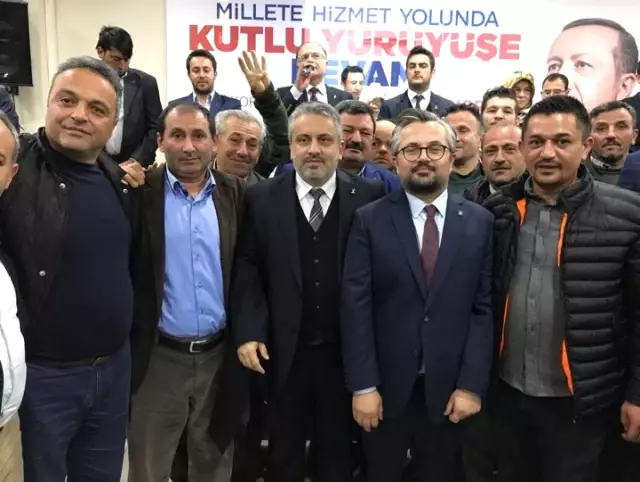 AK Parti Büyükorhan'da Başkanlığa Tüfekçi Seçildi AK Parti Büyükorhan'da Başkanlığa Tüfekçi Seçildi