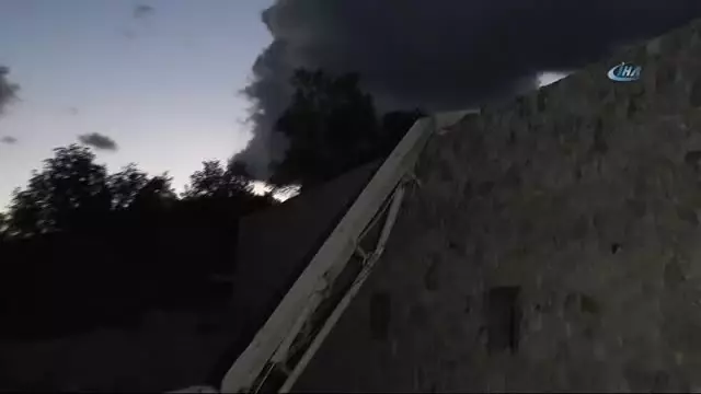 Beton Dökme Aracının Altında Kalan İşçi Hayatını Kaybetti Beton Dökme Aracının Altında Kalan İşçi Hayatını Kaybetti